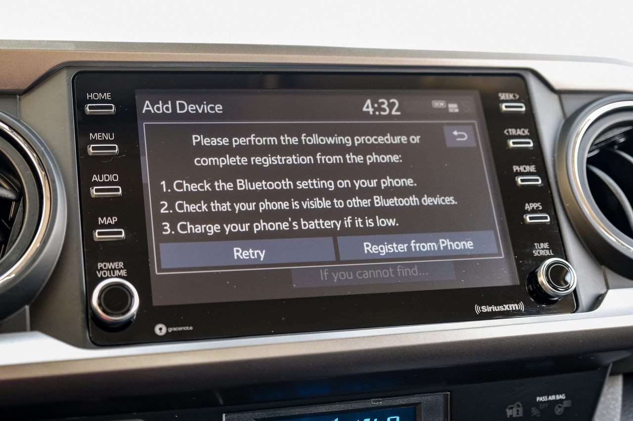 Toyota Tacoma 2WD Vehicle Main Gallery Image 29