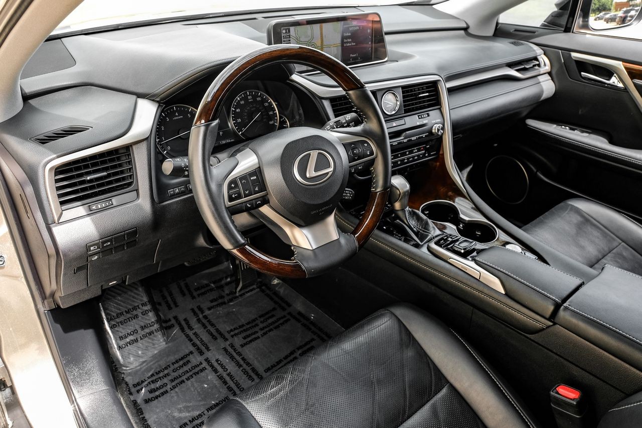 Lexus RX Vehicle Main Gallery Image 03