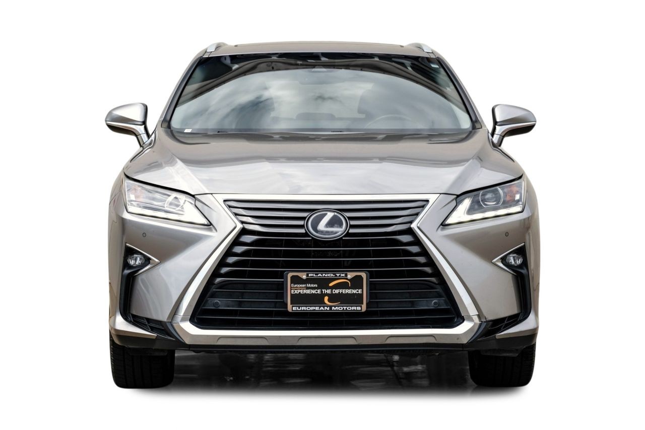 Lexus RX Vehicle Main Gallery Image 06