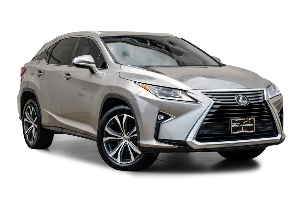 Lexus RX Vehicle Main Gallery Image 07