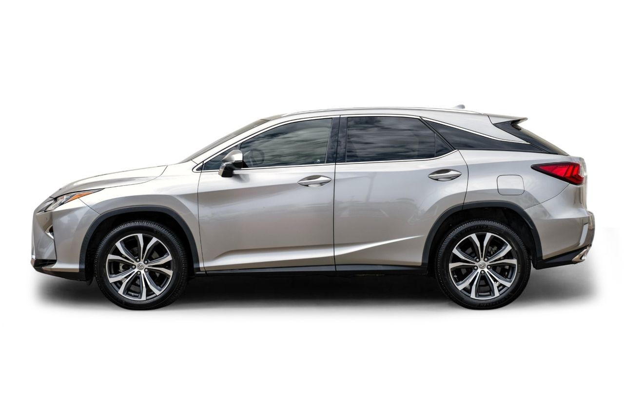 Lexus RX Vehicle Main Gallery Image 12