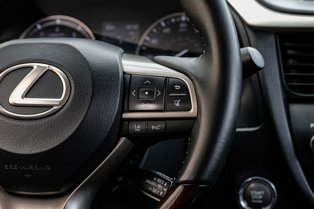 Lexus RX Vehicle Main Gallery Image 19