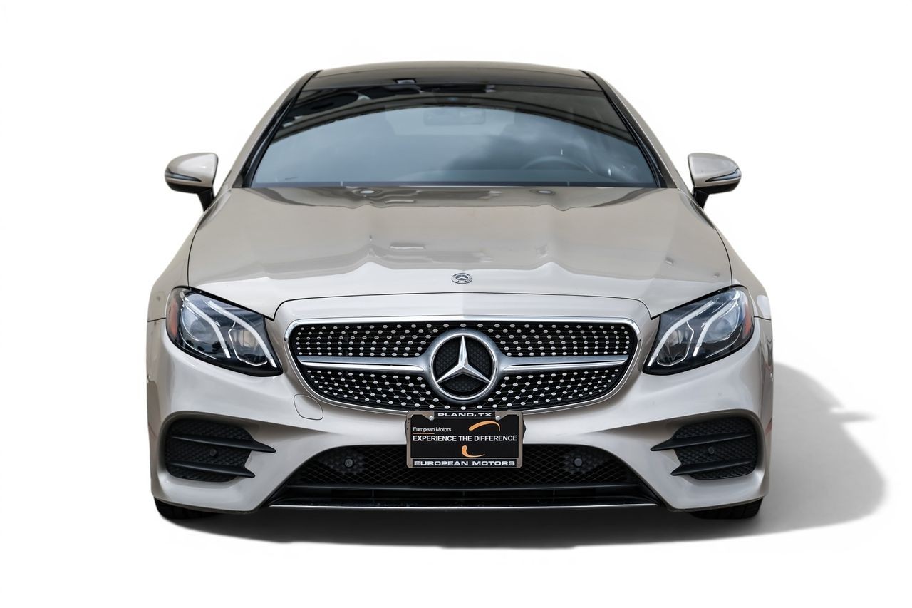 Mercedes-Benz E-Class Vehicle Main Gallery Image 06