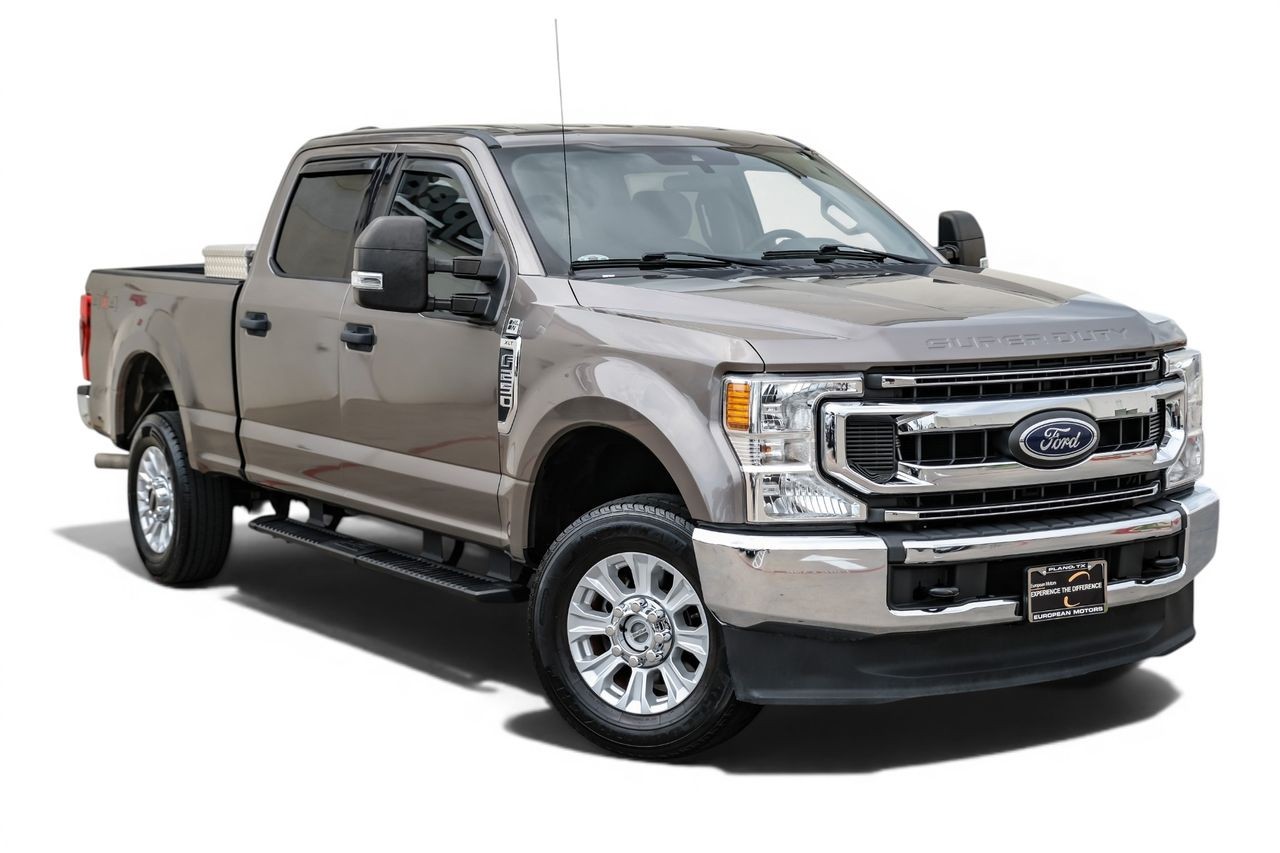 Ford Super Duty F-250 SRW Vehicle Main Gallery Image 06