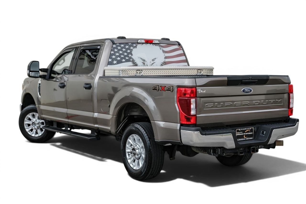 Ford Super Duty F-250 SRW Vehicle Main Gallery Image 10