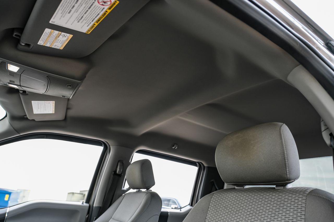 Ford Super Duty F-250 SRW Vehicle Main Gallery Image 28