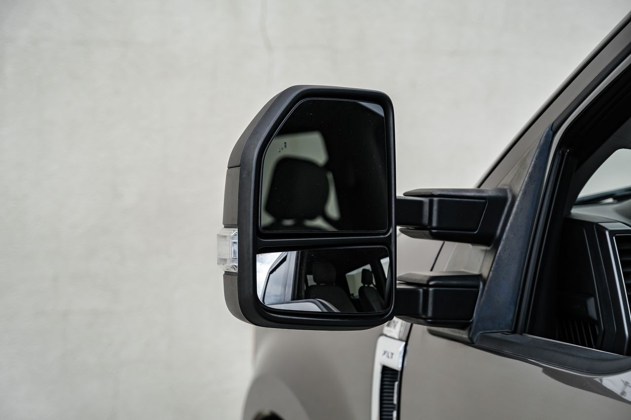 Ford Super Duty F-250 SRW Vehicle Main Gallery Image 37