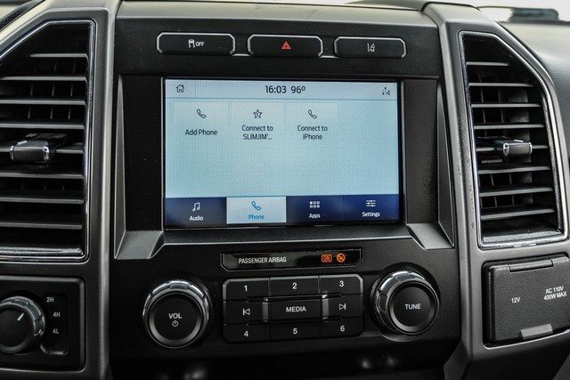 Ford Super Duty F-250 SRW Vehicle Main Gallery Image 26