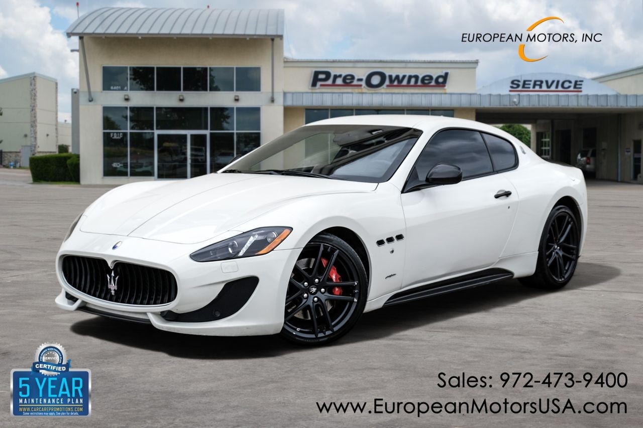 Maserati GranTurismo Vehicle Main Gallery Image 01