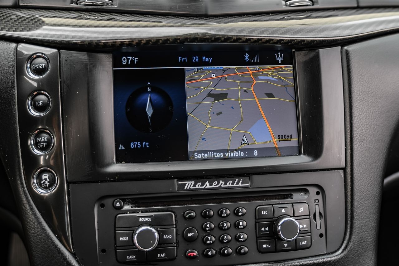 Maserati GranTurismo Vehicle Main Gallery Image 19