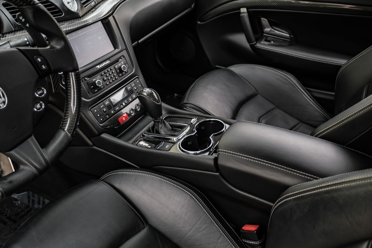 Maserati GranTurismo Vehicle Main Gallery Image 21