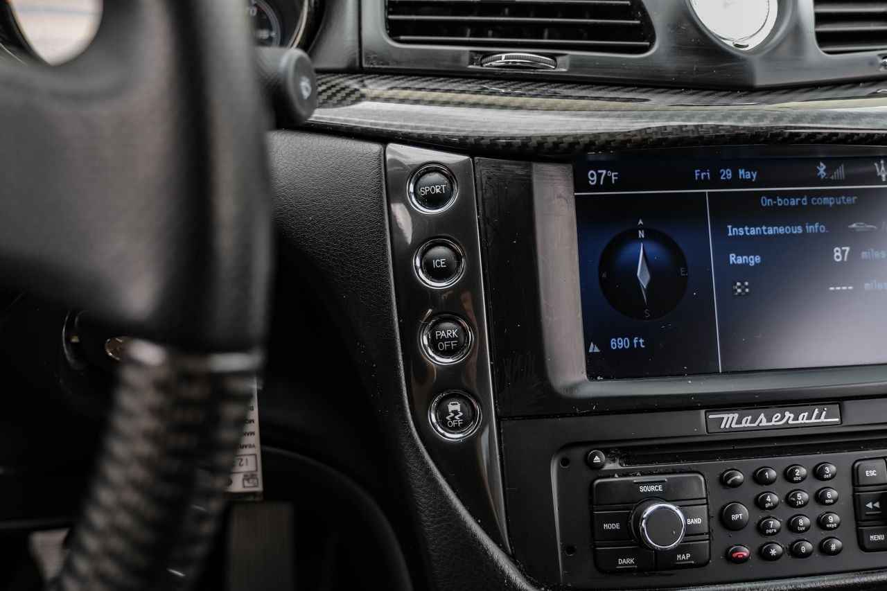 Maserati GranTurismo Vehicle Main Gallery Image 26