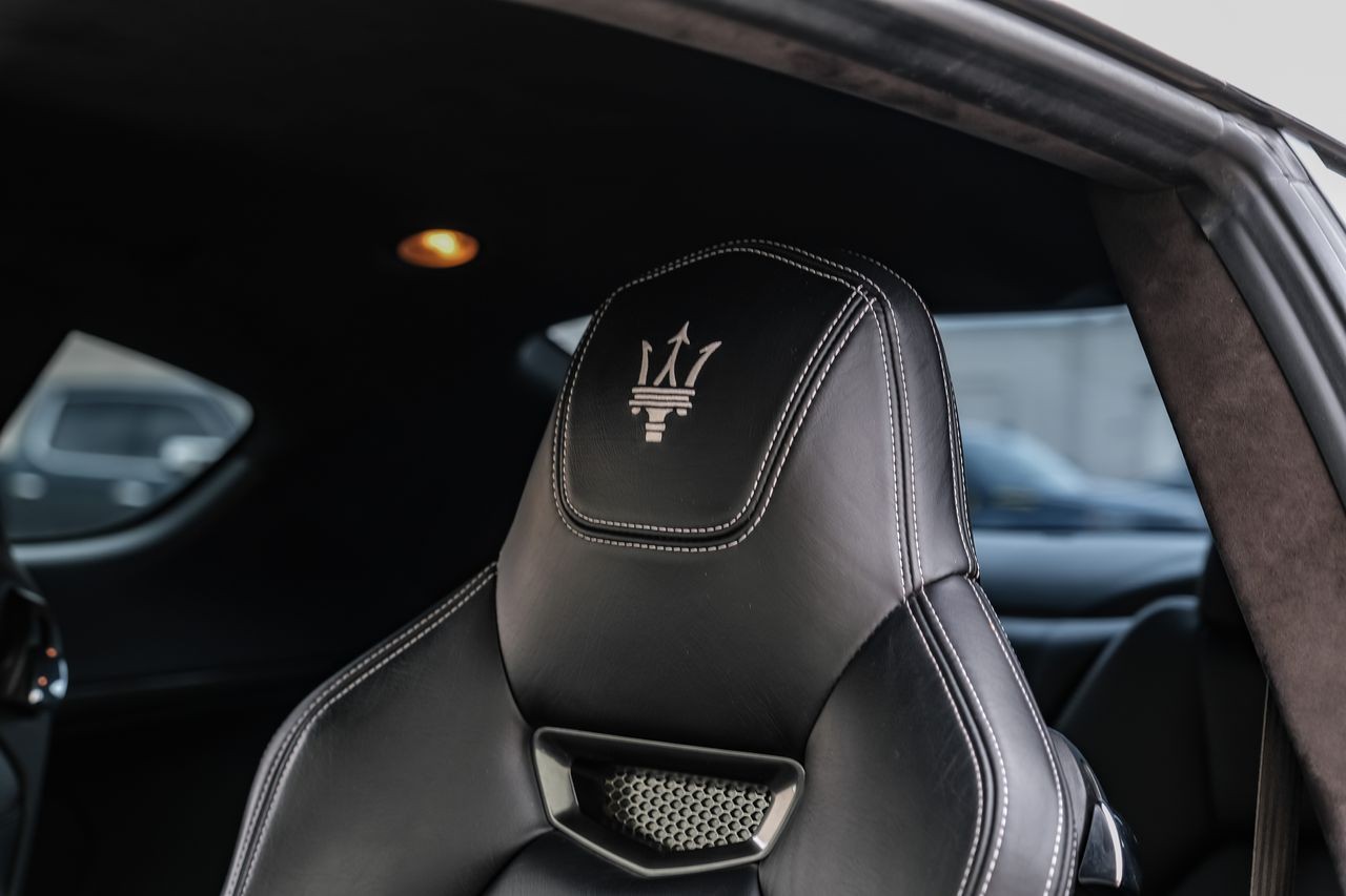 Maserati GranTurismo Vehicle Main Gallery Image 32