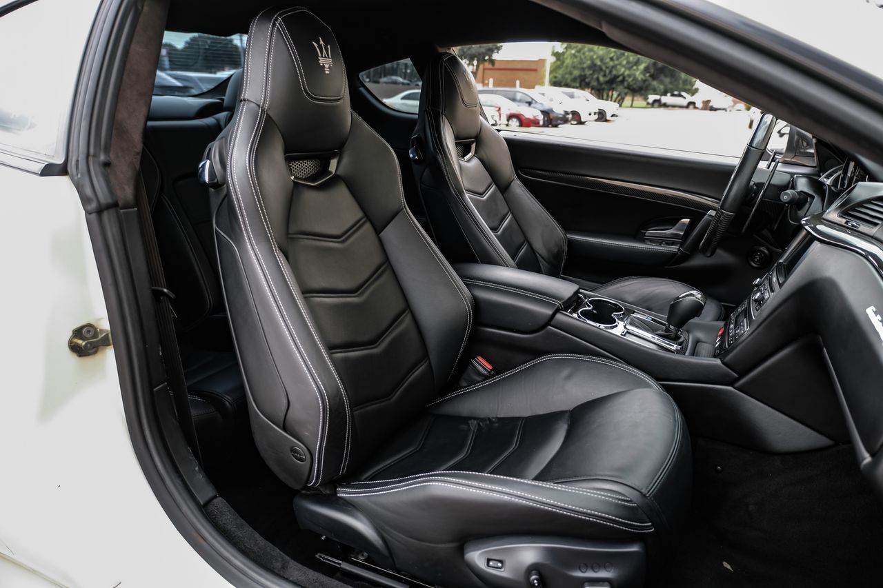 Maserati GranTurismo Vehicle Main Gallery Image 36