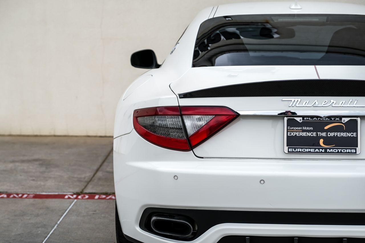 Maserati GranTurismo Vehicle Main Gallery Image 44