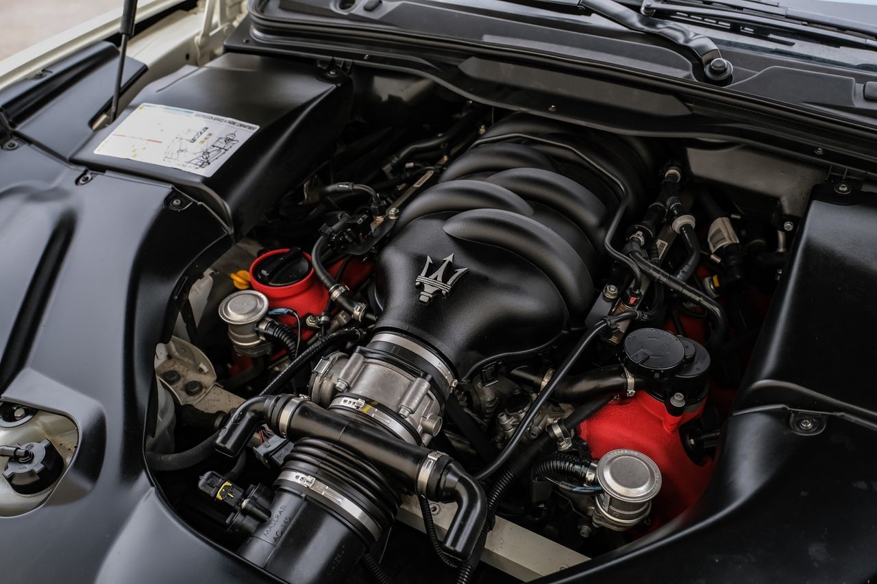 Maserati GranTurismo Vehicle Main Gallery Image 48