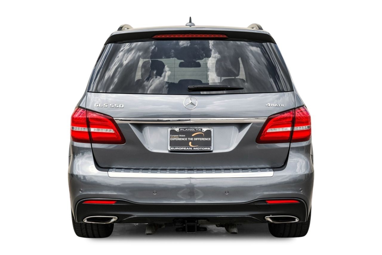 Mercedes-Benz GLS Vehicle Main Gallery Image 10
