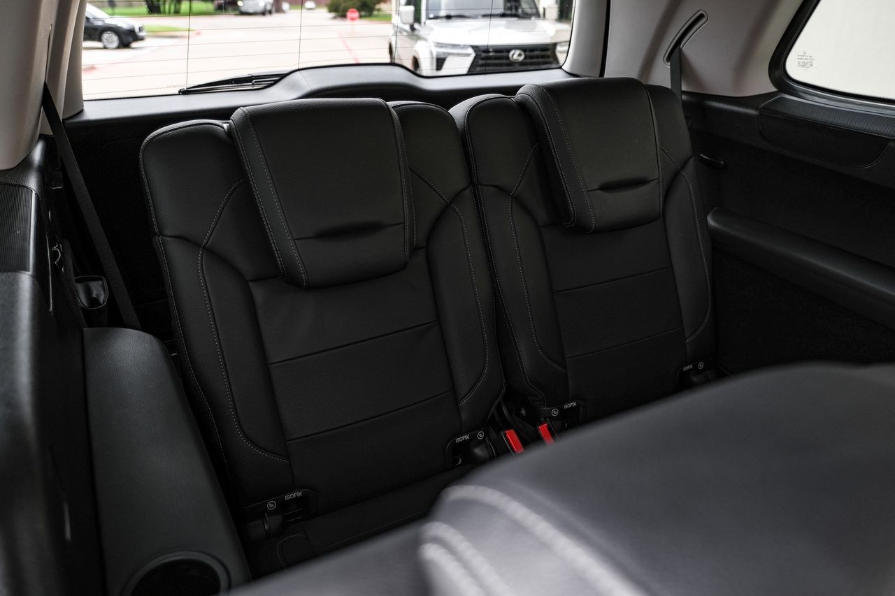 Mercedes-Benz GLS Vehicle Main Gallery Image 39