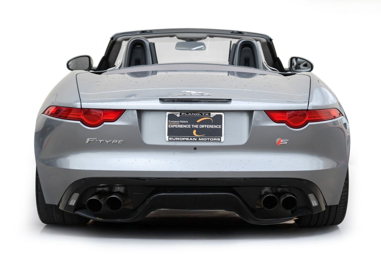 Jaguar F-Type Vehicle Main Gallery Image 09