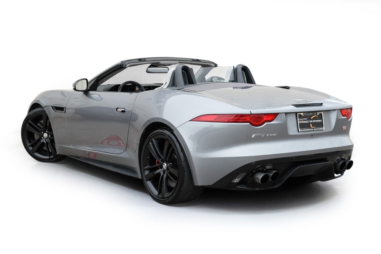 Jaguar F-Type Vehicle Main Gallery Image 10