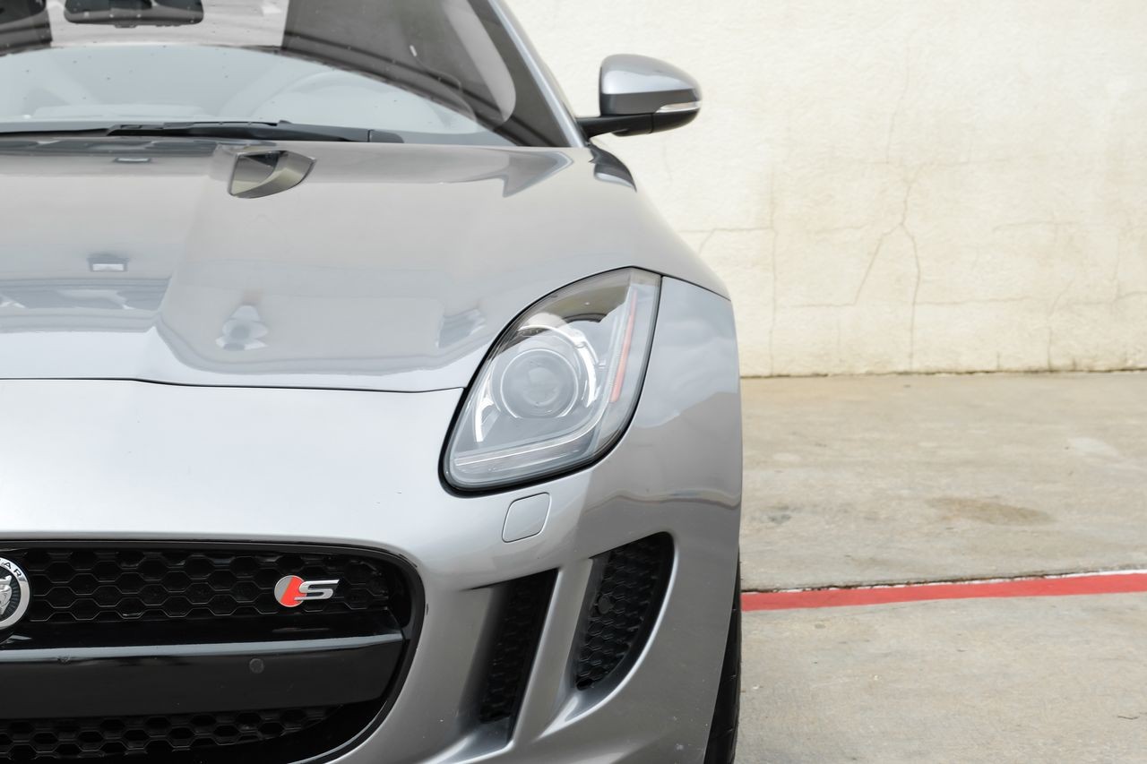 Jaguar F-Type Vehicle Main Gallery Image 40