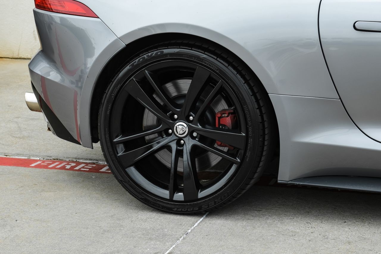 Jaguar F-Type Vehicle Main Gallery Image 43