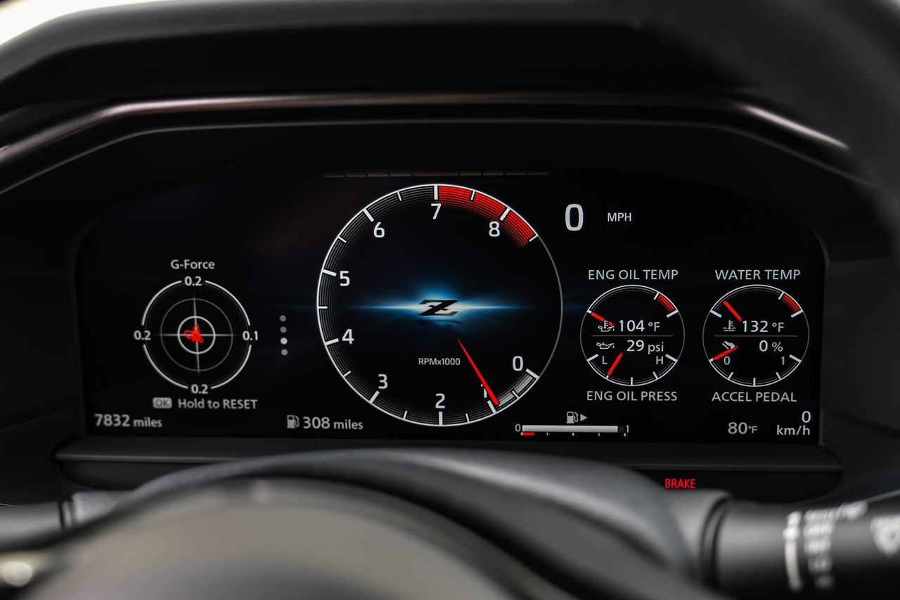 Nissan Z Vehicle Main Gallery Image 17