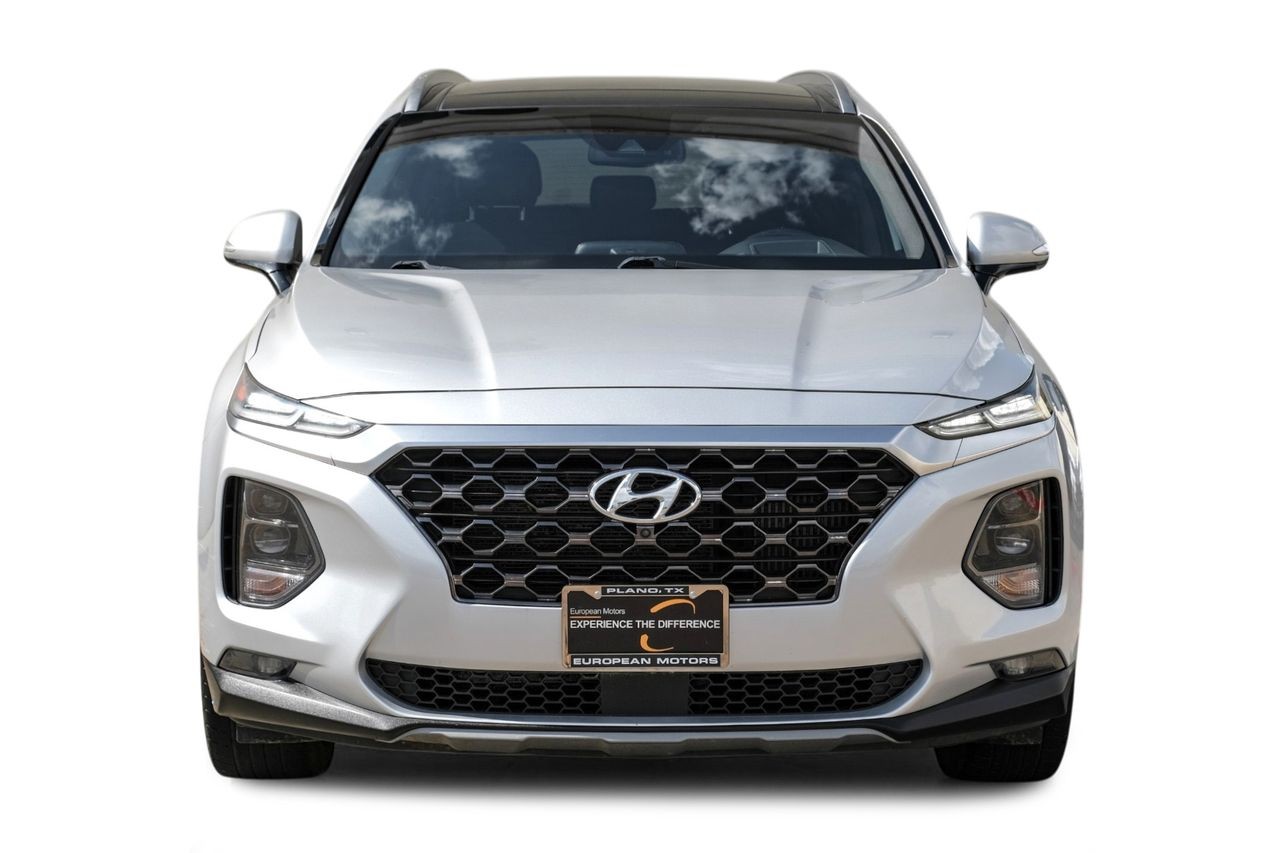 Hyundai Santa Fe Vehicle Main Gallery Image 06