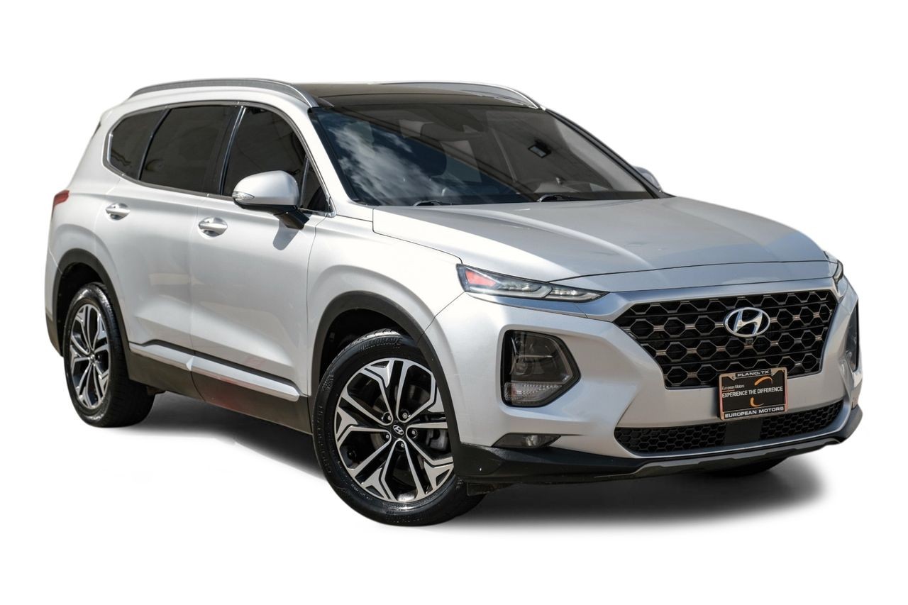 Hyundai Santa Fe Vehicle Main Gallery Image 07