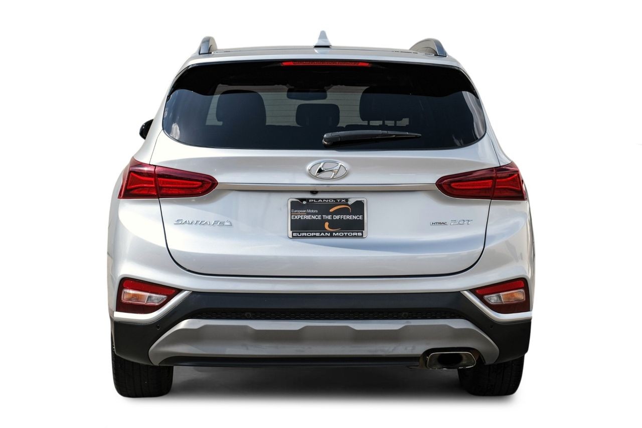 Hyundai Santa Fe Vehicle Main Gallery Image 10