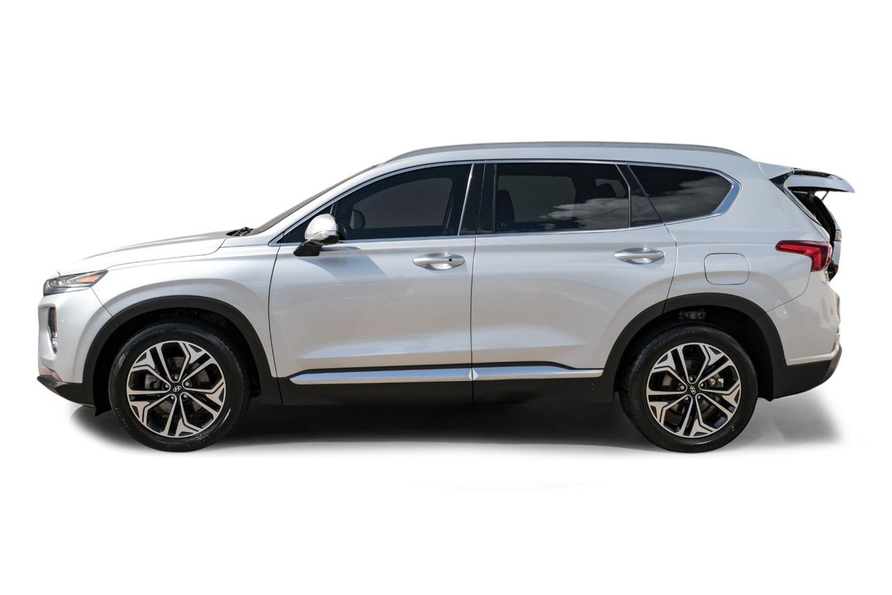 Hyundai Santa Fe Vehicle Main Gallery Image 12
