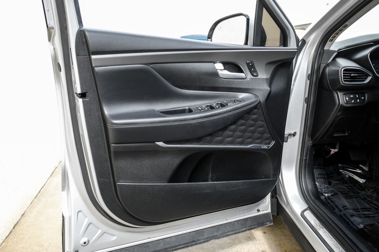 Hyundai Santa Fe Vehicle Main Gallery Image 42
