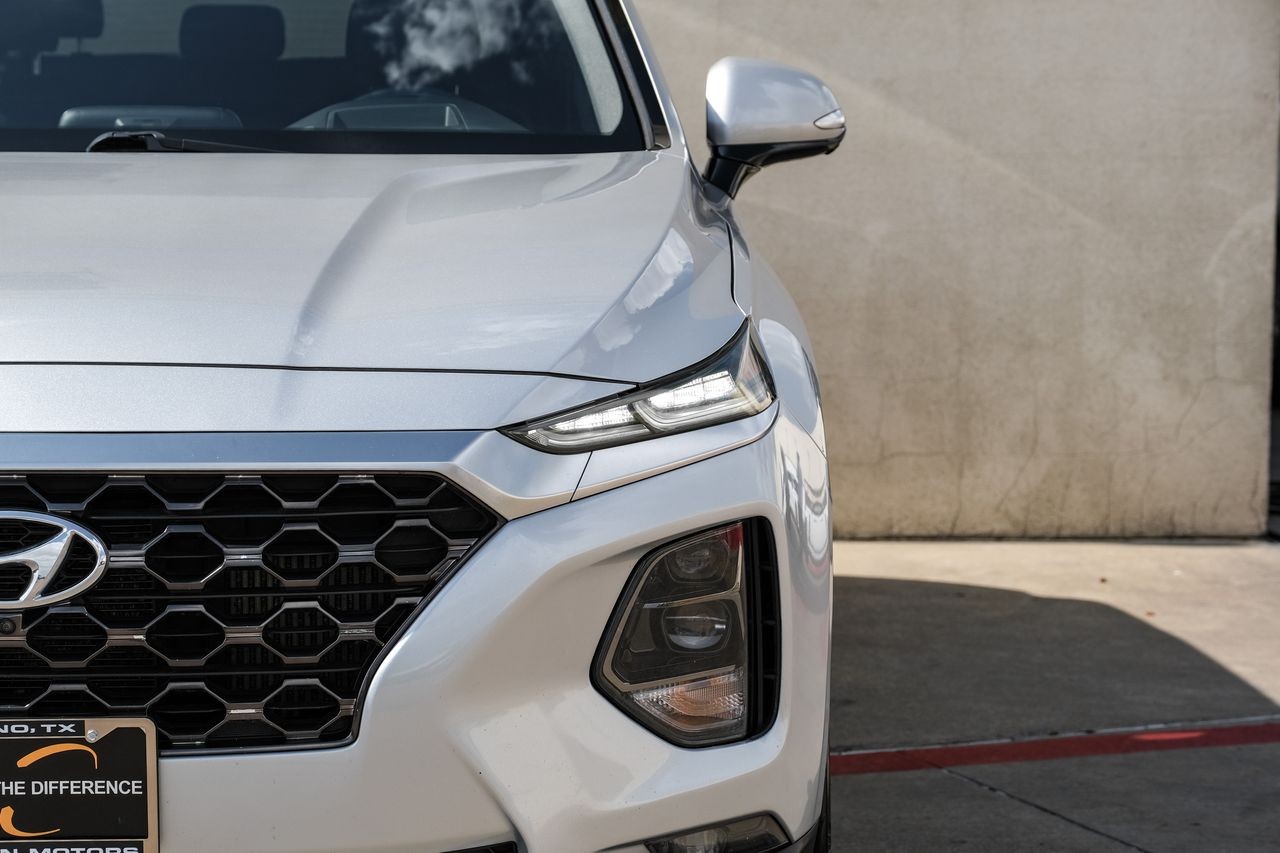 Hyundai Santa Fe Vehicle Main Gallery Image 48