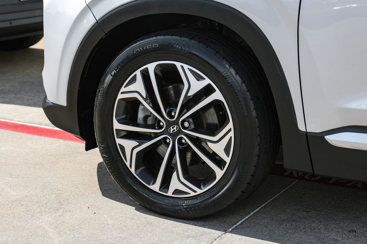 Hyundai Santa Fe Vehicle Main Gallery Image 55