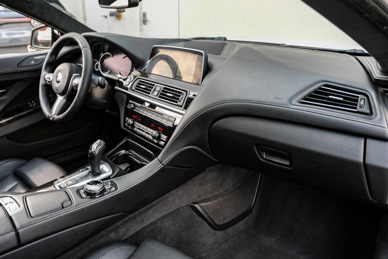 BMW 6 Series Vehicle Main Gallery Image 12