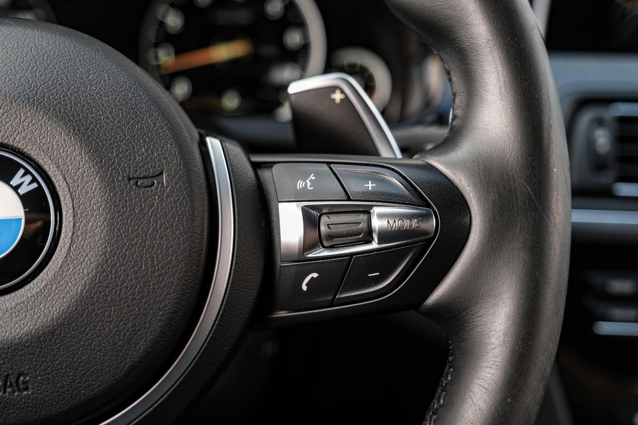 BMW 6 Series Vehicle Main Gallery Image 17