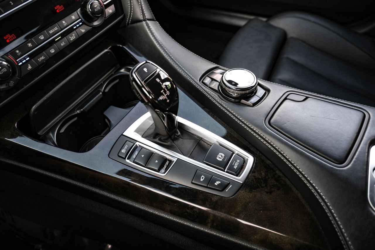 BMW 6 Series Vehicle Main Gallery Image 25