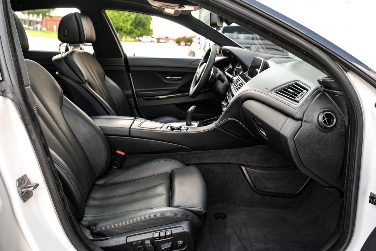 BMW 6 Series Vehicle Main Gallery Image 35