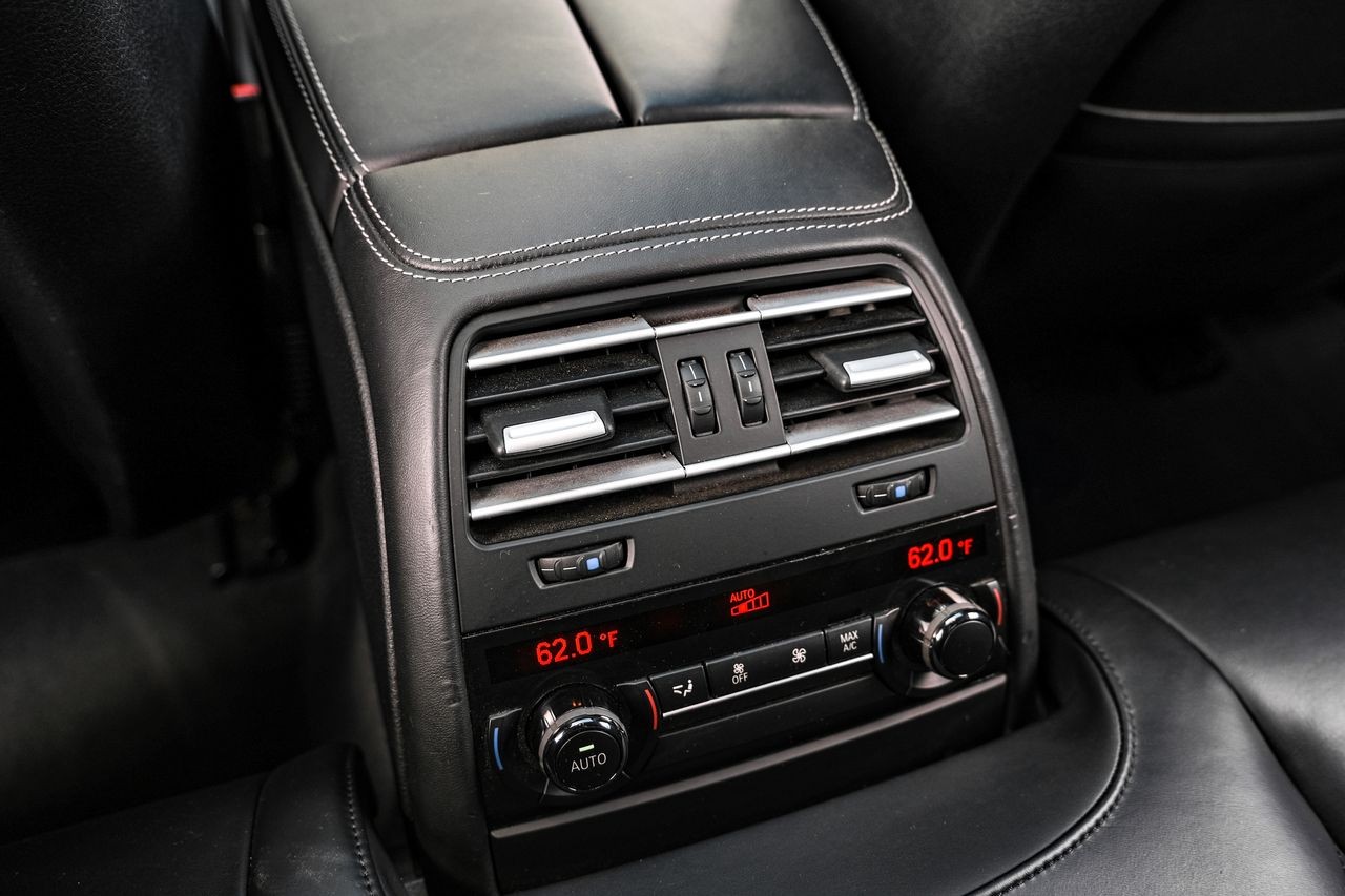 BMW 6 Series Vehicle Main Gallery Image 40