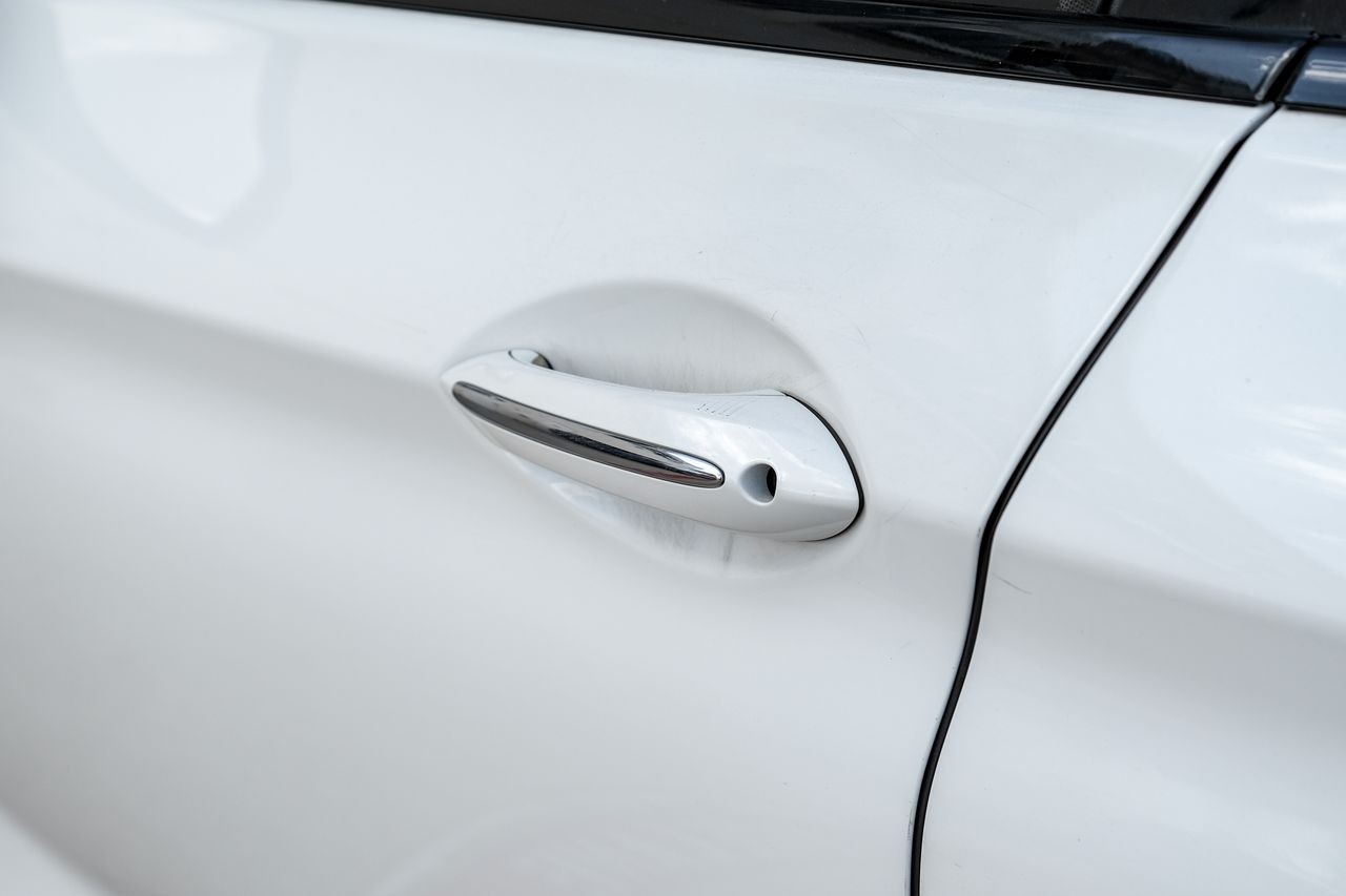 BMW 6 Series Vehicle Main Gallery Image 43