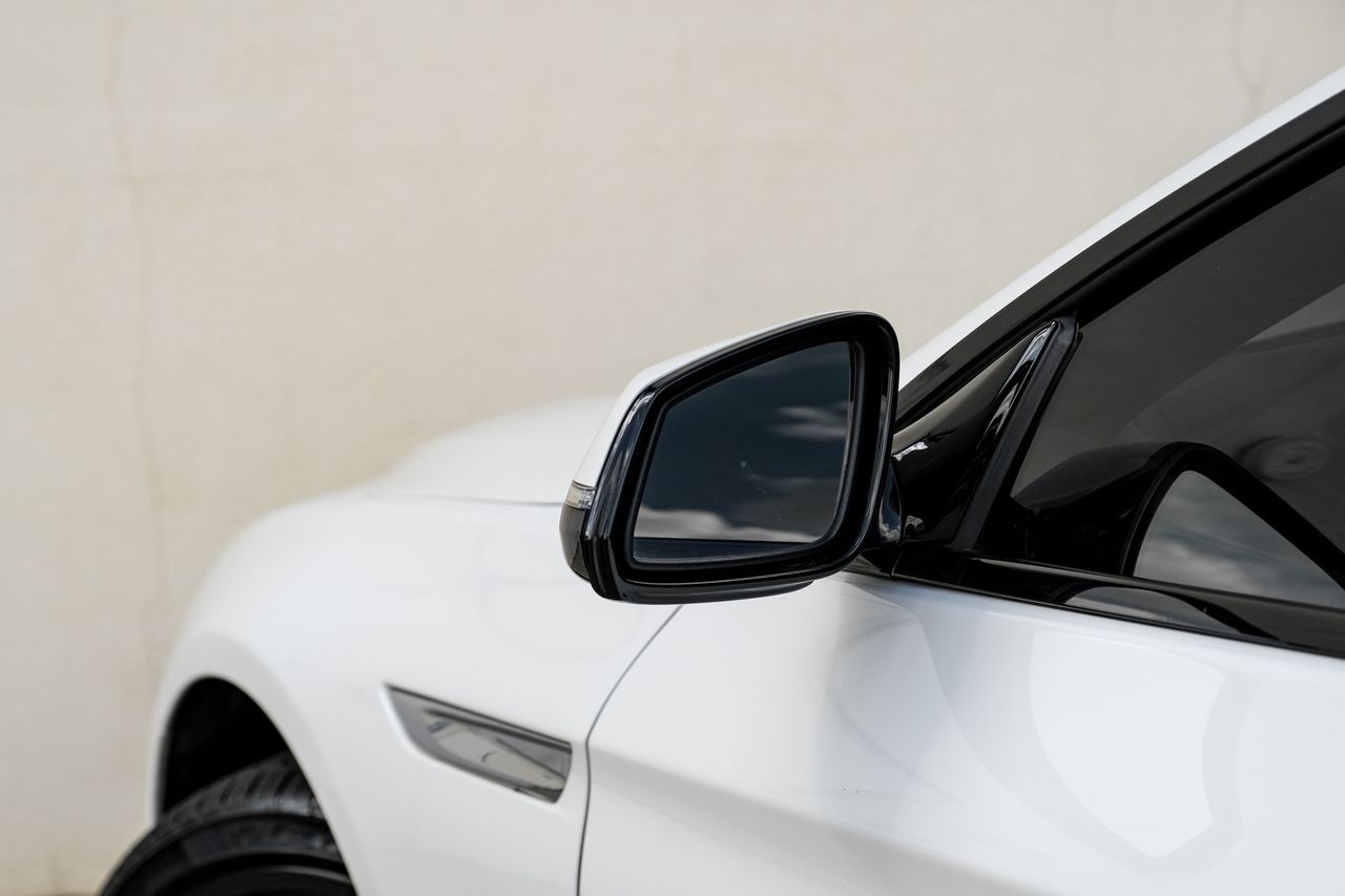 BMW 6 Series Vehicle Main Gallery Image 44