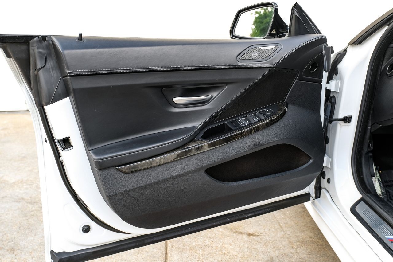 BMW 6 Series Vehicle Main Gallery Image 45