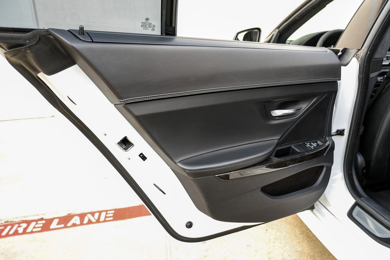 BMW 6 Series Vehicle Main Gallery Image 48