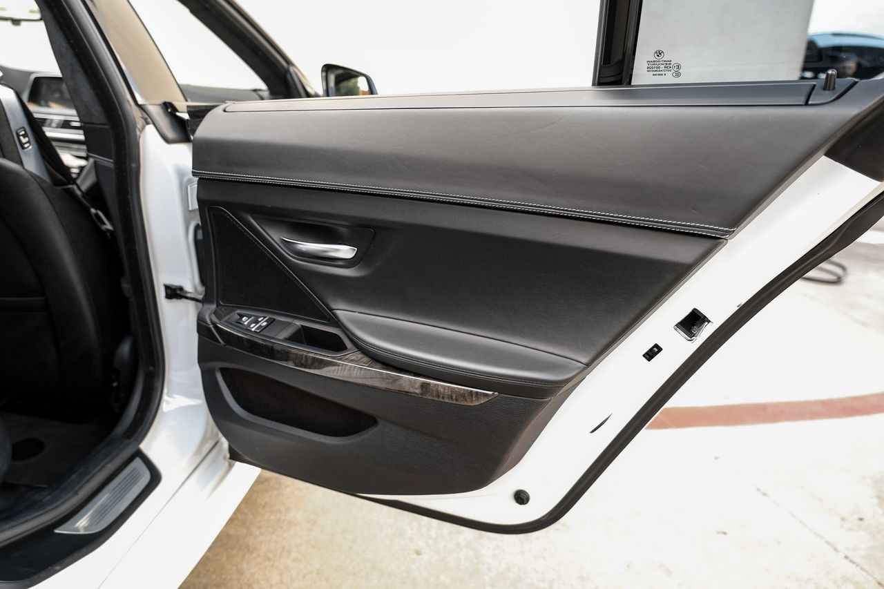 BMW 6 Series Vehicle Main Gallery Image 49