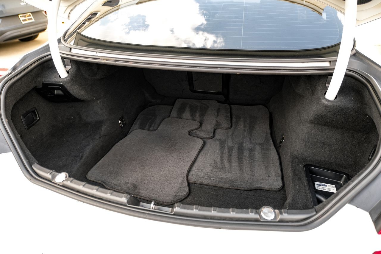 BMW 6 Series Vehicle Main Gallery Image 53