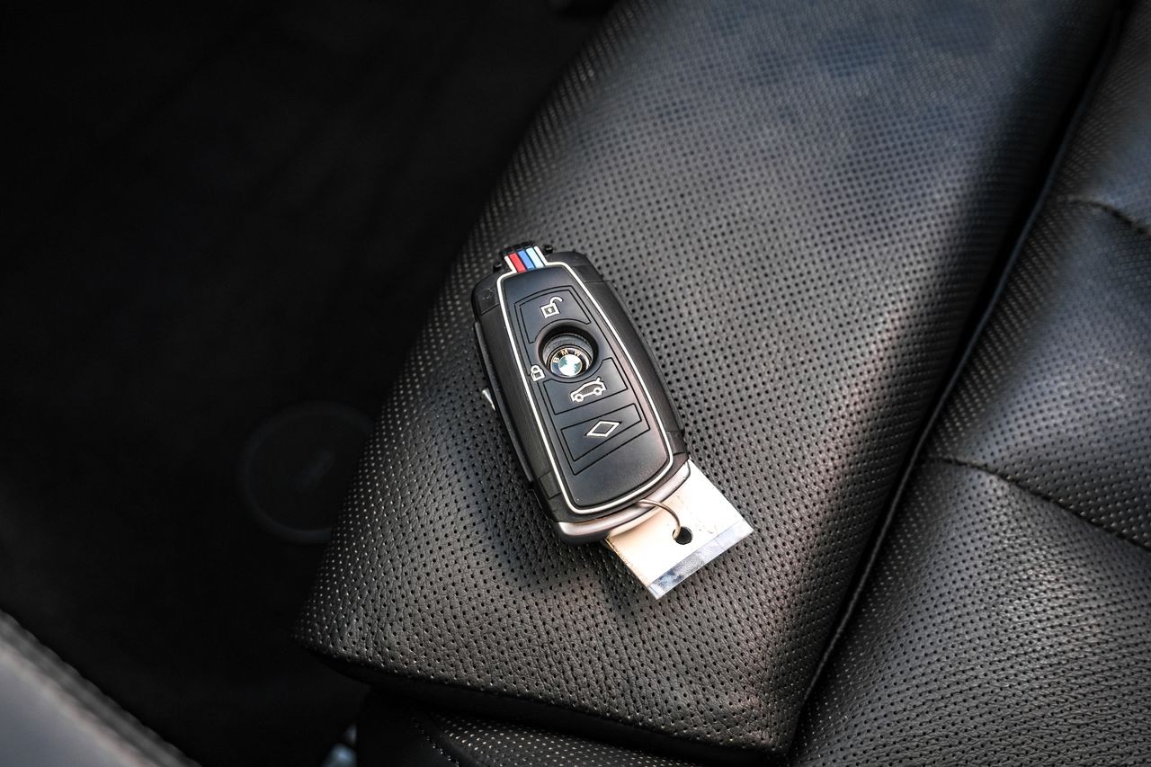 BMW 6 Series Vehicle Main Gallery Image 60
