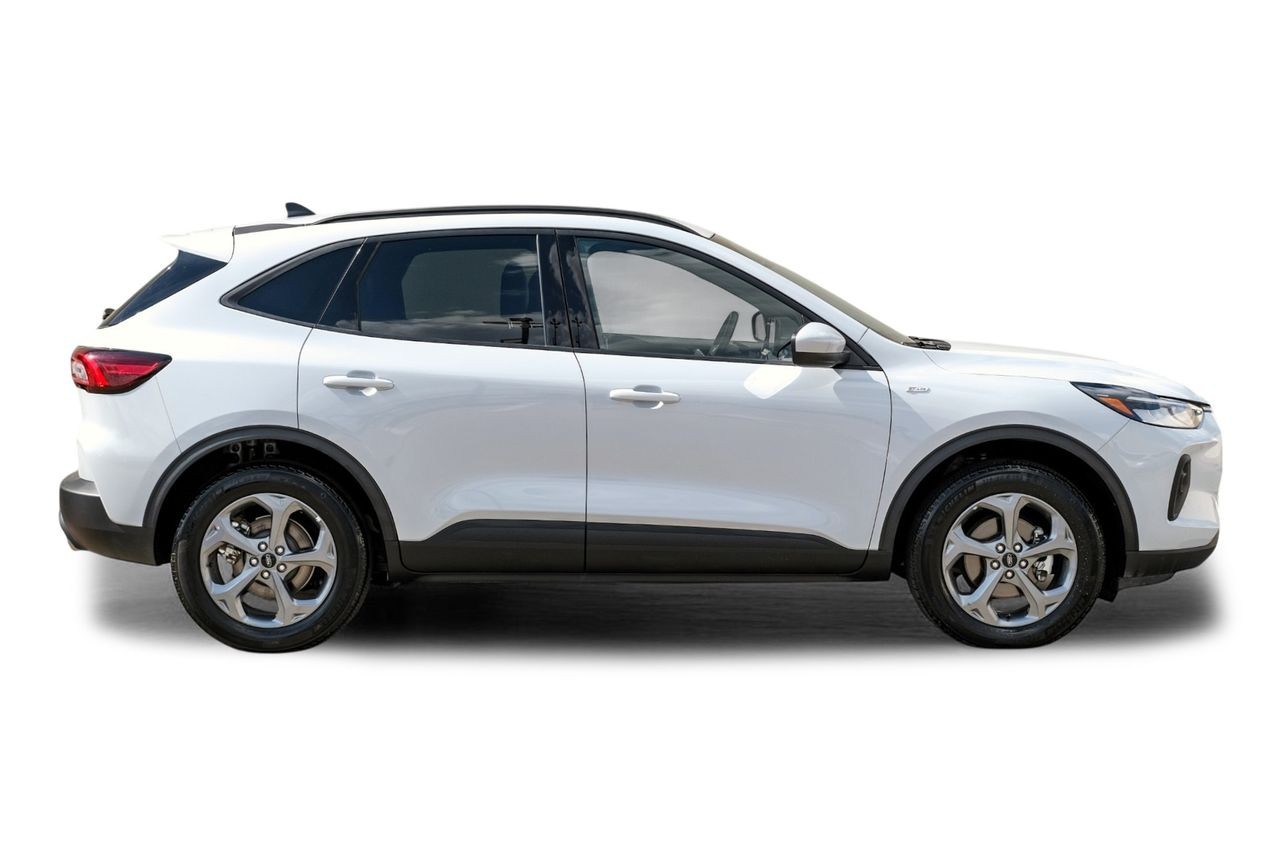 Ford Escape Vehicle Main Gallery Image 07