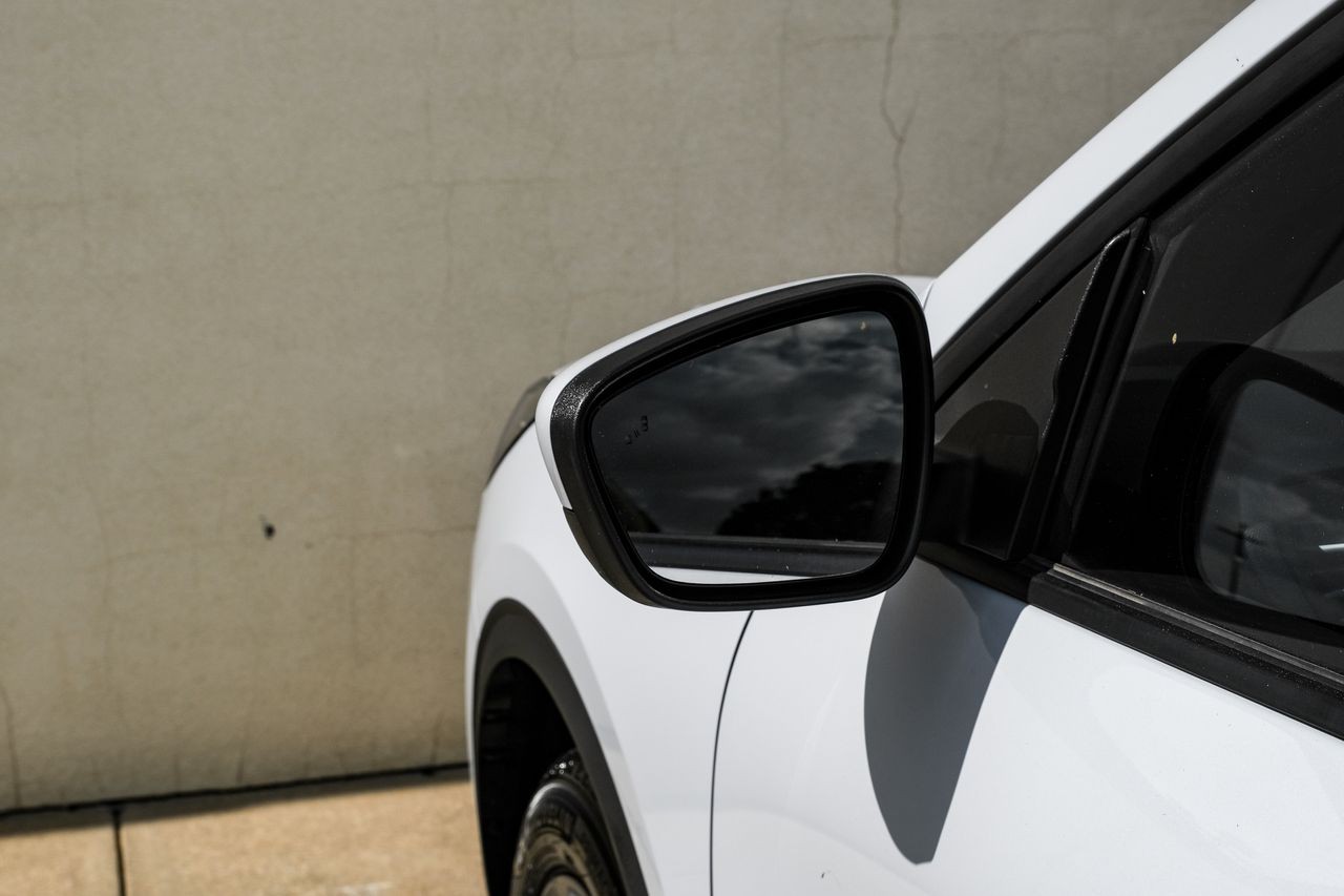 Ford Escape Vehicle Main Gallery Image 37