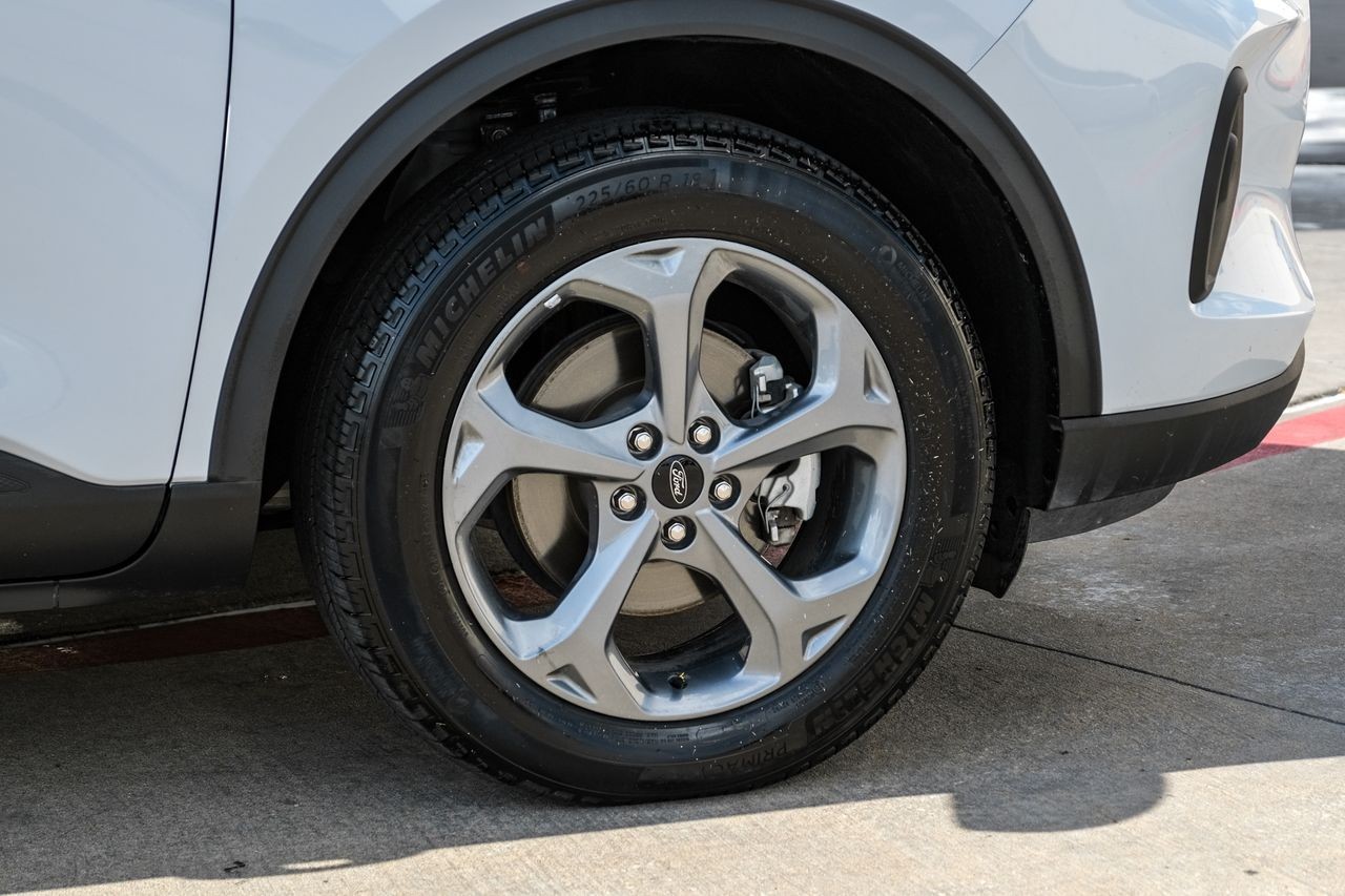 Ford Escape Vehicle Main Gallery Image 49