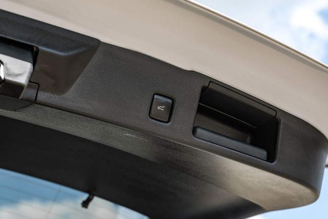 Ford Escape Vehicle Main Gallery Image 47